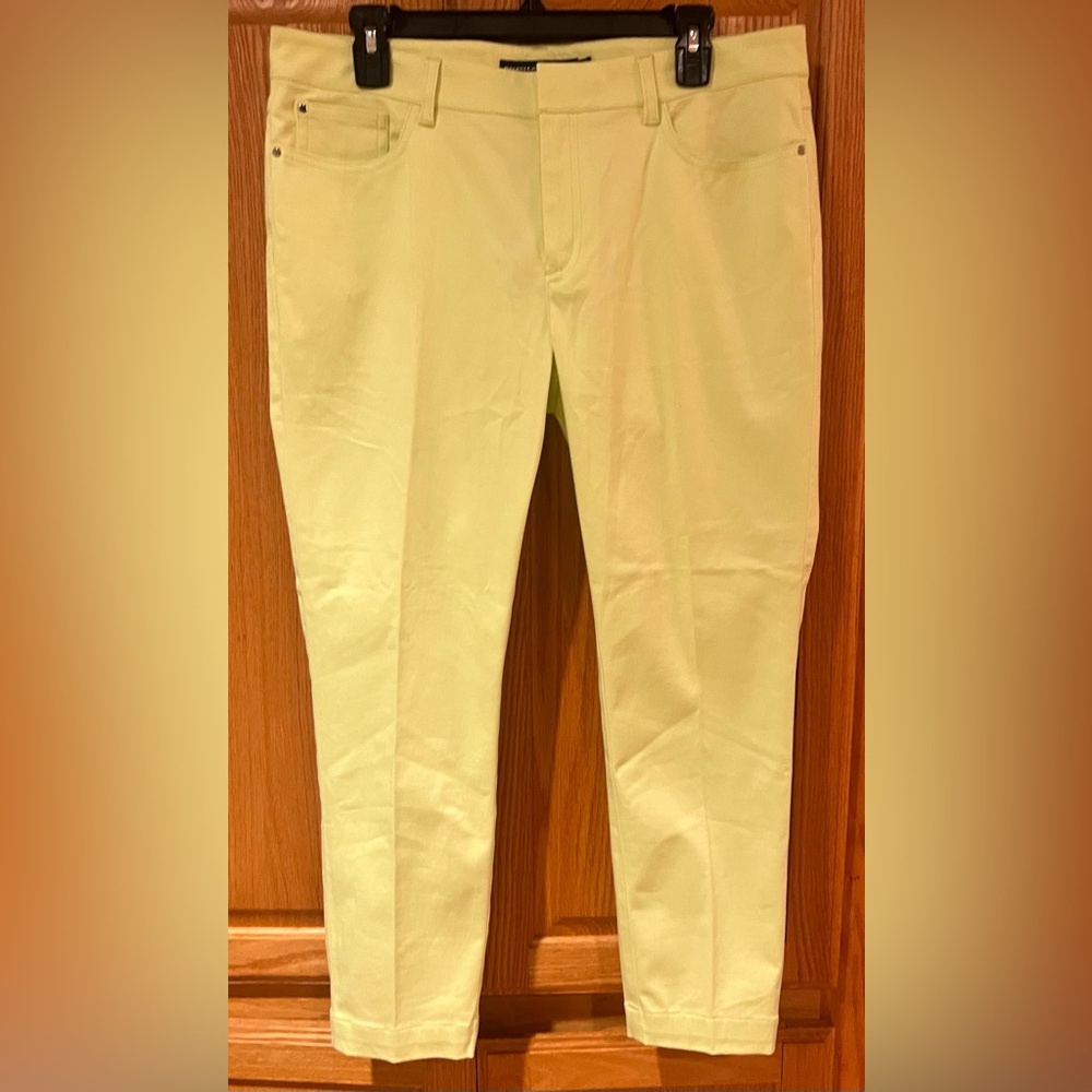 Ralph Lauren Golf Super Stretch Shape Ankle Pants Lime Green Women's Size 12